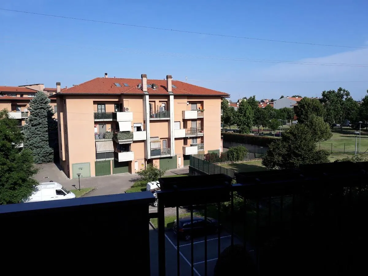 San Donato Milanese - 20097- Poasco Abbazia Chiaravalle - Milano Homestay Rogeredo